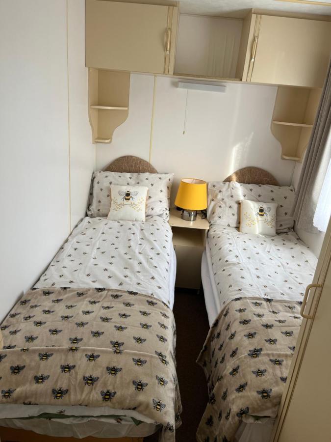 The Samanda Van Newport Caravan Park Hotell Hemsby Eksteriør bilde